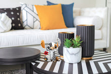 Load image into Gallery viewer, Stitch Midas Figurine by Disney Britto