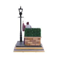 Load image into Gallery viewer, Harry Potter Privet Drive Light Up Figurine