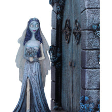 Load image into Gallery viewer, Corpse Bride Emily and Victoria Bookends 19cm