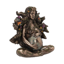 Load image into Gallery viewer, Gaea Mother of all Life 18cm