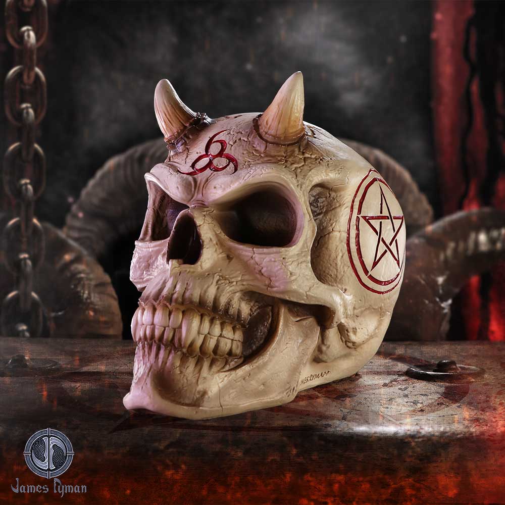 666 Skull by James Ryman 20cm