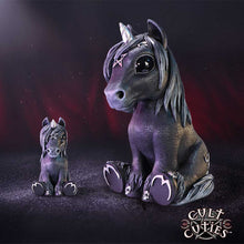 Load image into Gallery viewer, Culticorn (Large) 24.5cm
