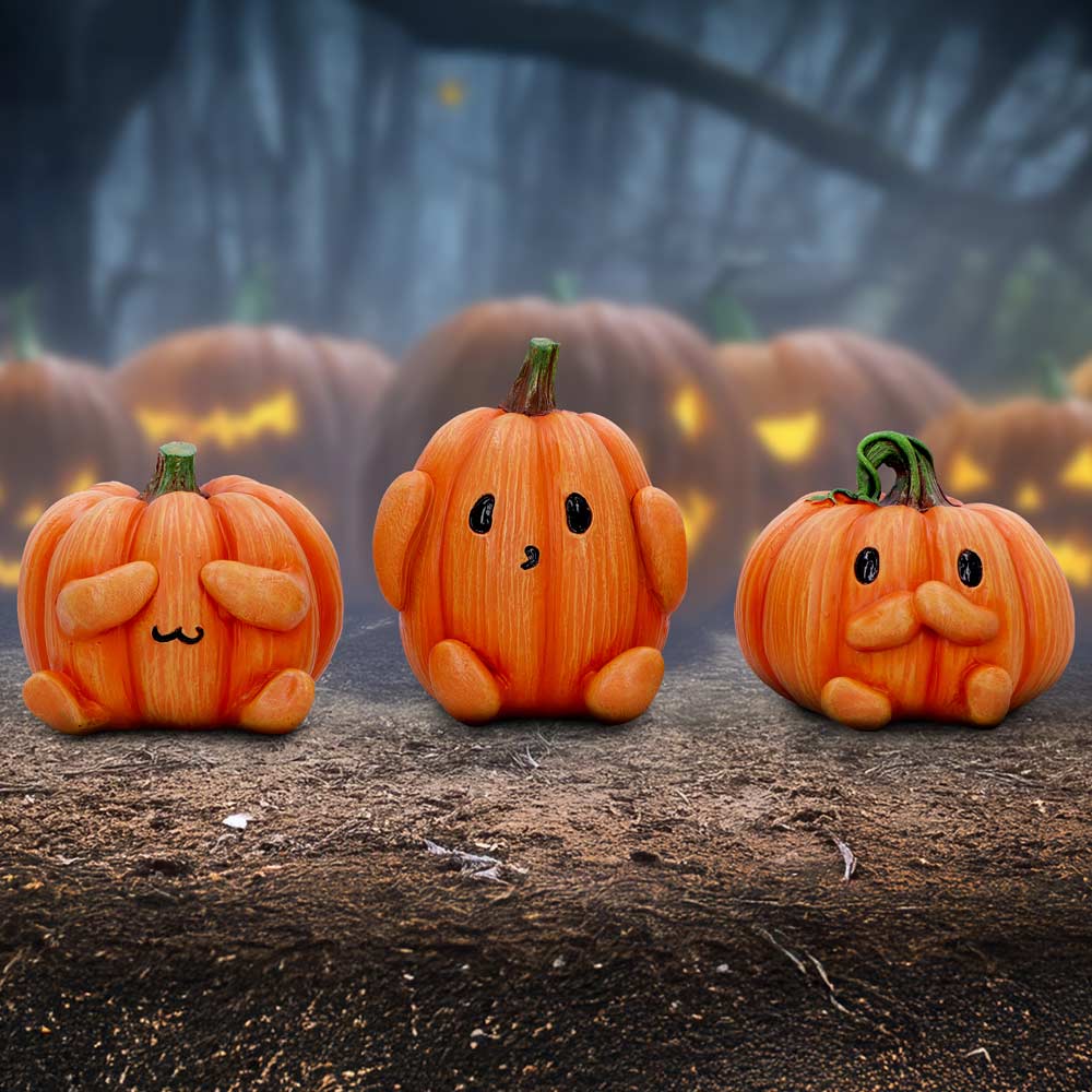 Three Wise Pumpkins 8cm