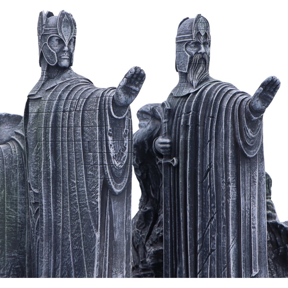 Kings of Gondor statue detail on LOTR bookends
