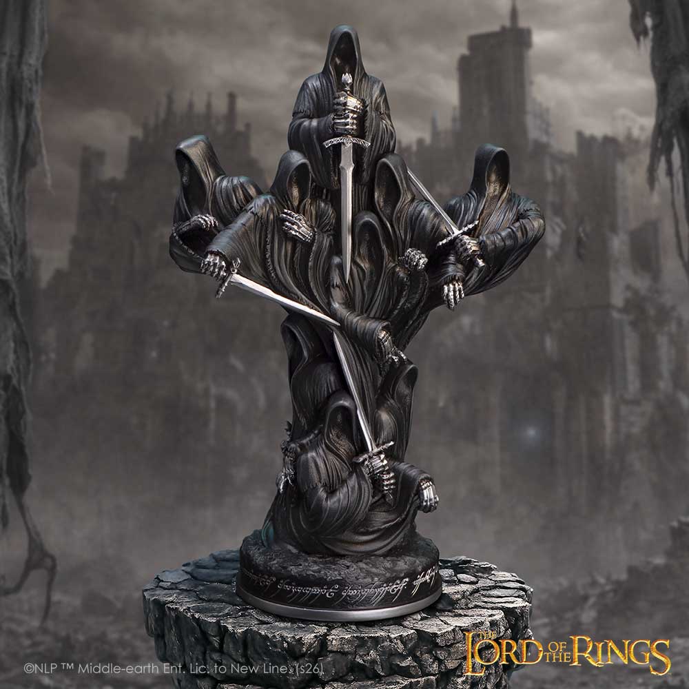 Large Ringwraiths of Middle Earth figurine full display