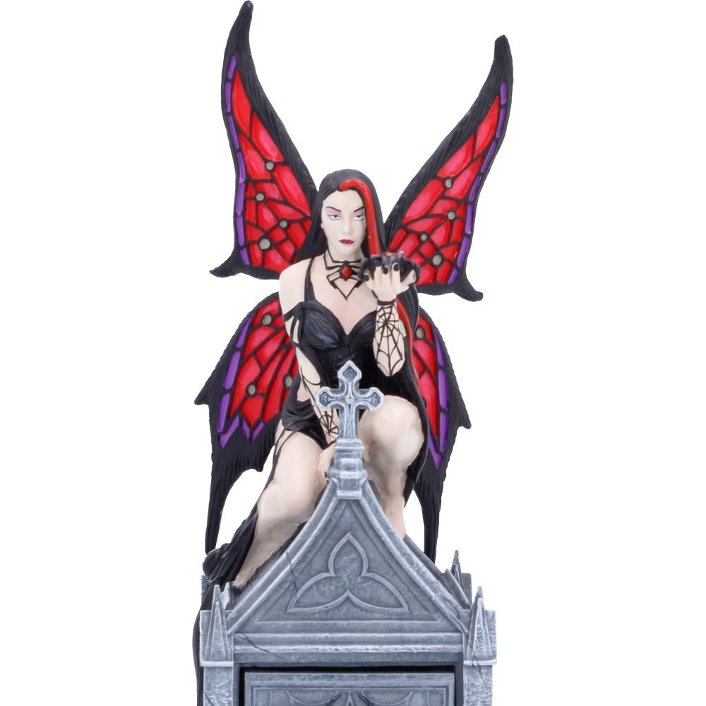 Close-up of Aracnafaria gothic fantasy design