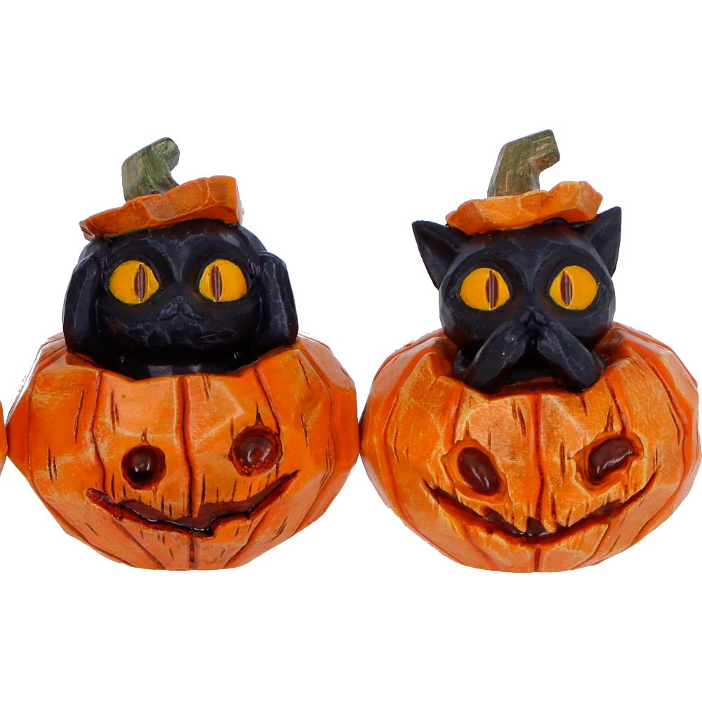 Halloween cat representing hear no evil and speak no evil in Three Wise Pumpkin Patch set