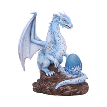 Load image into Gallery viewer, Safira The Protector 17.5cm
