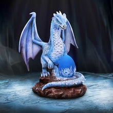 Load image into Gallery viewer, Safira The Protector 17.5cm
