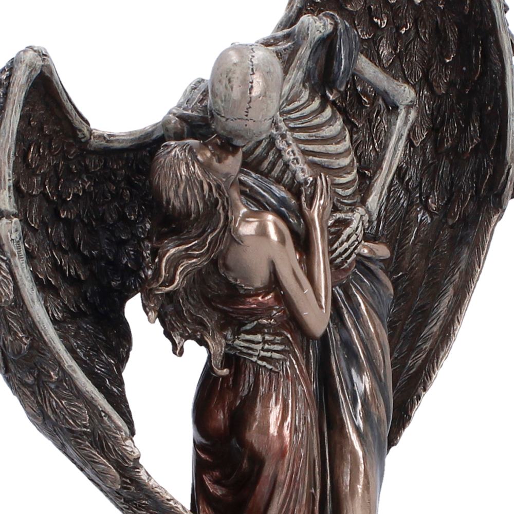 Gothic Kiss of Death resin statue