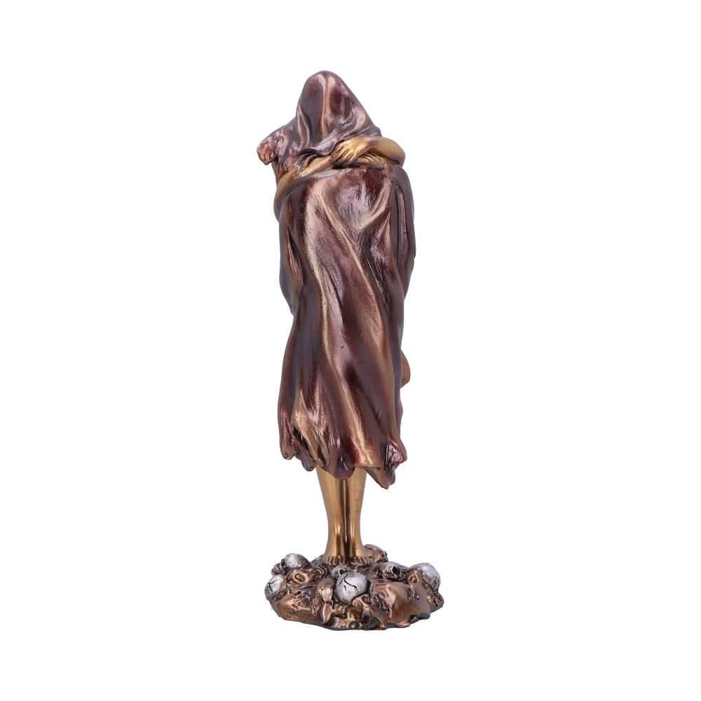 Final Embrace 26cm