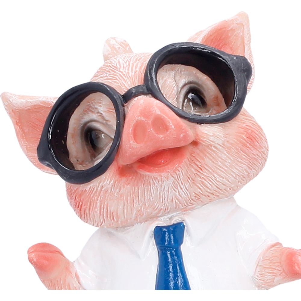 Close-up of Percy pig face and glasses detail