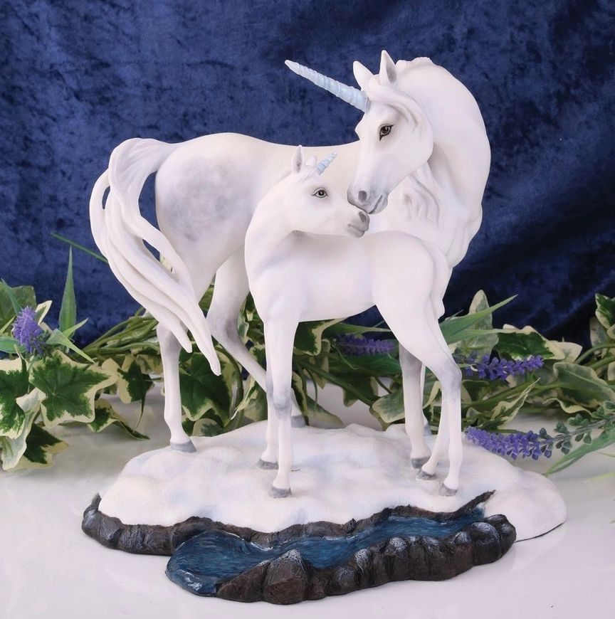 Sacred Love by Lisa Parker 21cm