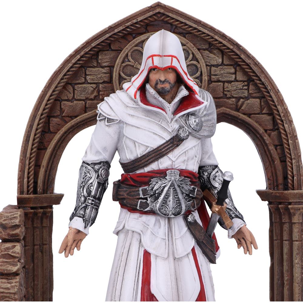 Ezio Auditore da Firenze bookend figure detail