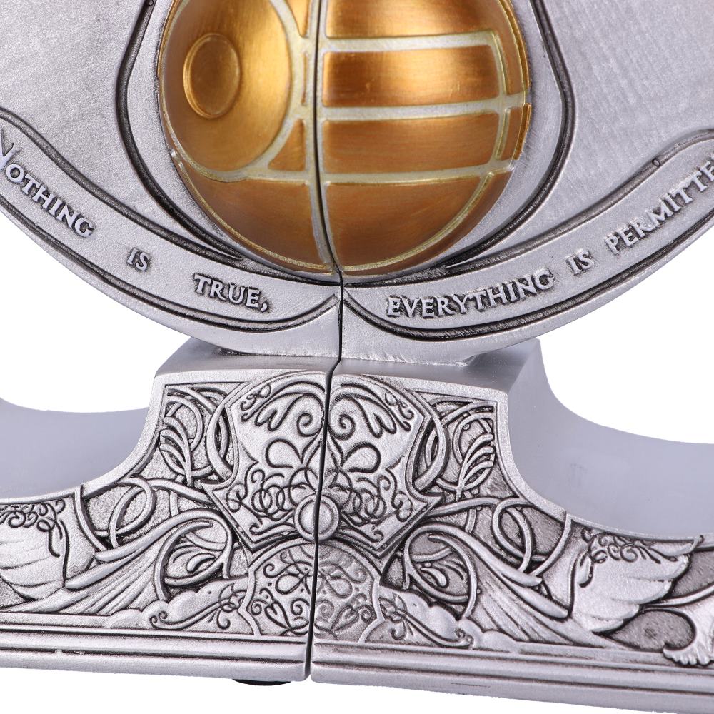 Golden Apple of Eden detail beneath Assassin symbol