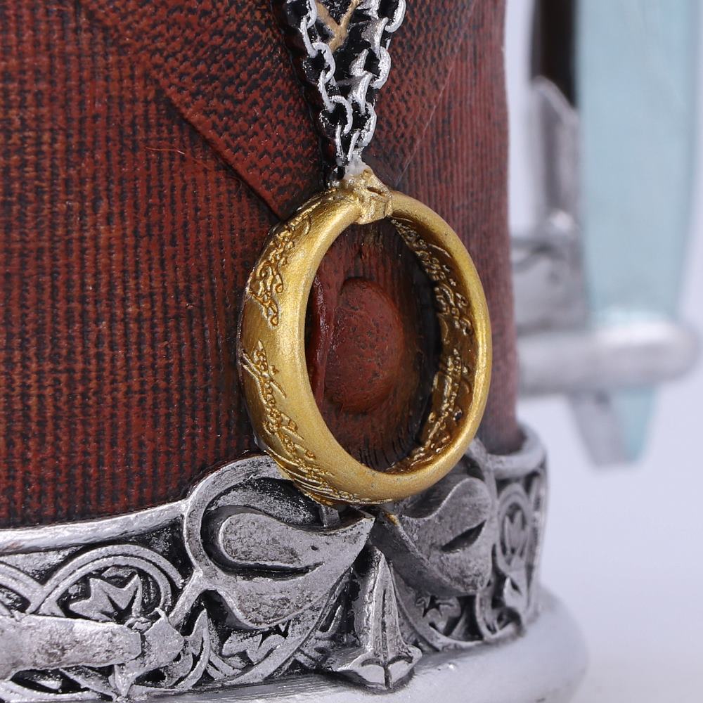 Frodo tankard front view with One Ring detail